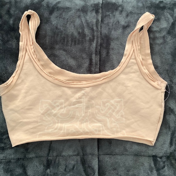 Work out top - Picture 1 of 3